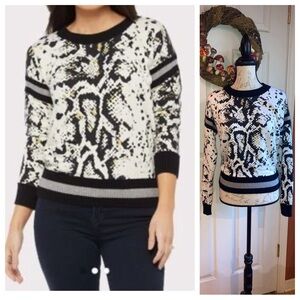 Jamison Animal Abstract Print Crew Neck Sweater sz Small